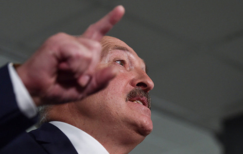 Le Point: Лукашенко намерен остаться у власти