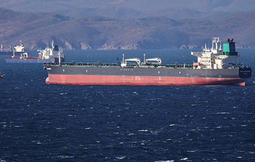 Китайські НПЗ відмовляються від російської нафти після санкцій США, – Bloomberg