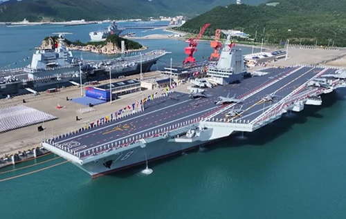 Китайський флот отримав найпотужніший авіаносець у своїй історії Китайський флот отримав найпотужніший авіаносець у своїй історії