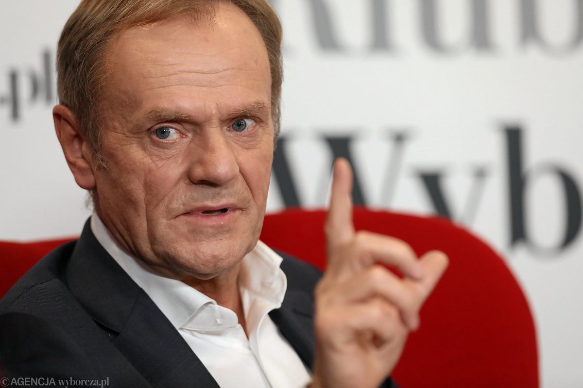 Туск: Немає об'єктивних причин, чому Україна повинна програти війну