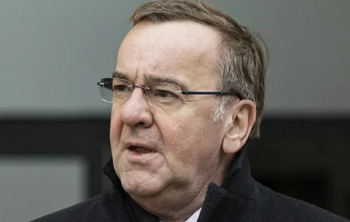 Жодної капітуляції: Пісторіус виступив проти примусу України до "мирної угоди" Жодної капітуляції: Пісторіус виступив проти примусу України до "мирної угоди"