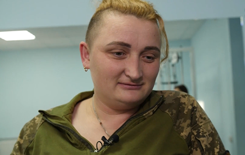 Мати трьох дітей 10 років воює за Україну: військова розповіла, чому пішла на фронт. ВІДЕО