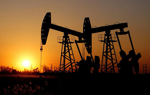 ЄС з 1 лютого знизить стелю цін на російську нафту ЄС з 1 лютого знизить стелю цін на російську нафту