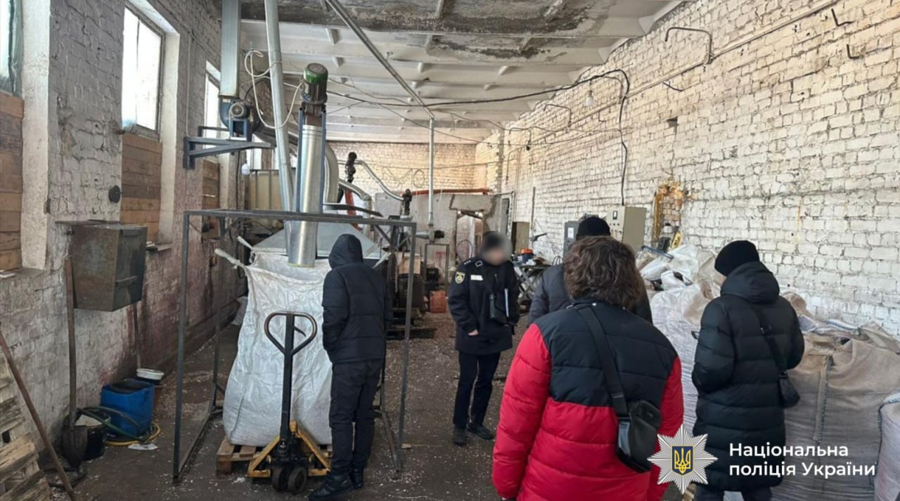 Нацполіція проводить слідчі дії на території кількох областей за фактом розкрадання держкоштів