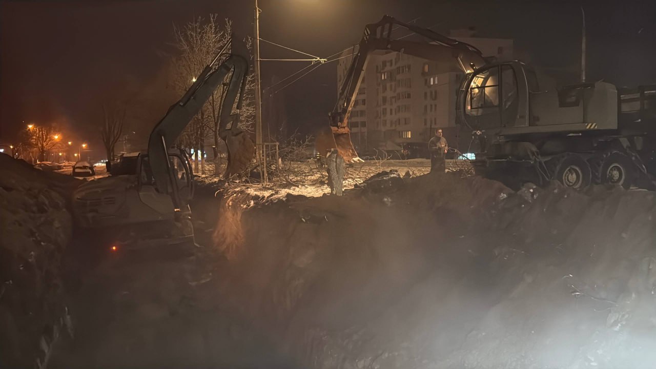 Величезна воронка та евакуація: на Бєлгород упала, ймовірно, російська авіабомба — ЗМІ