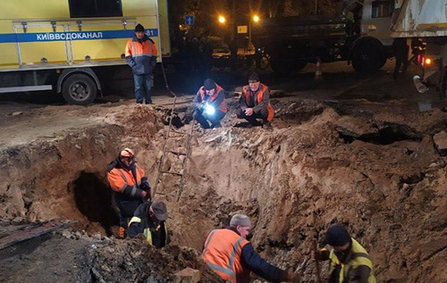 Київводоканал розповів, чи можуть замерзнути каналізаційні труби й чи треба рити вигрібні ями