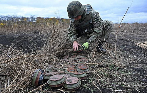 ДБР повідомило нові деталі у справі про постачання неякісних мін для ЗСУ ДБР повідомило нові деталі у справі про постачання неякісних мін для ЗСУ