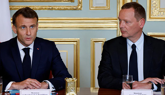 Керівник дипломатичної служби Макрона був у Москві на переговорах із помічником Путіна Ушаковим, — Reuters