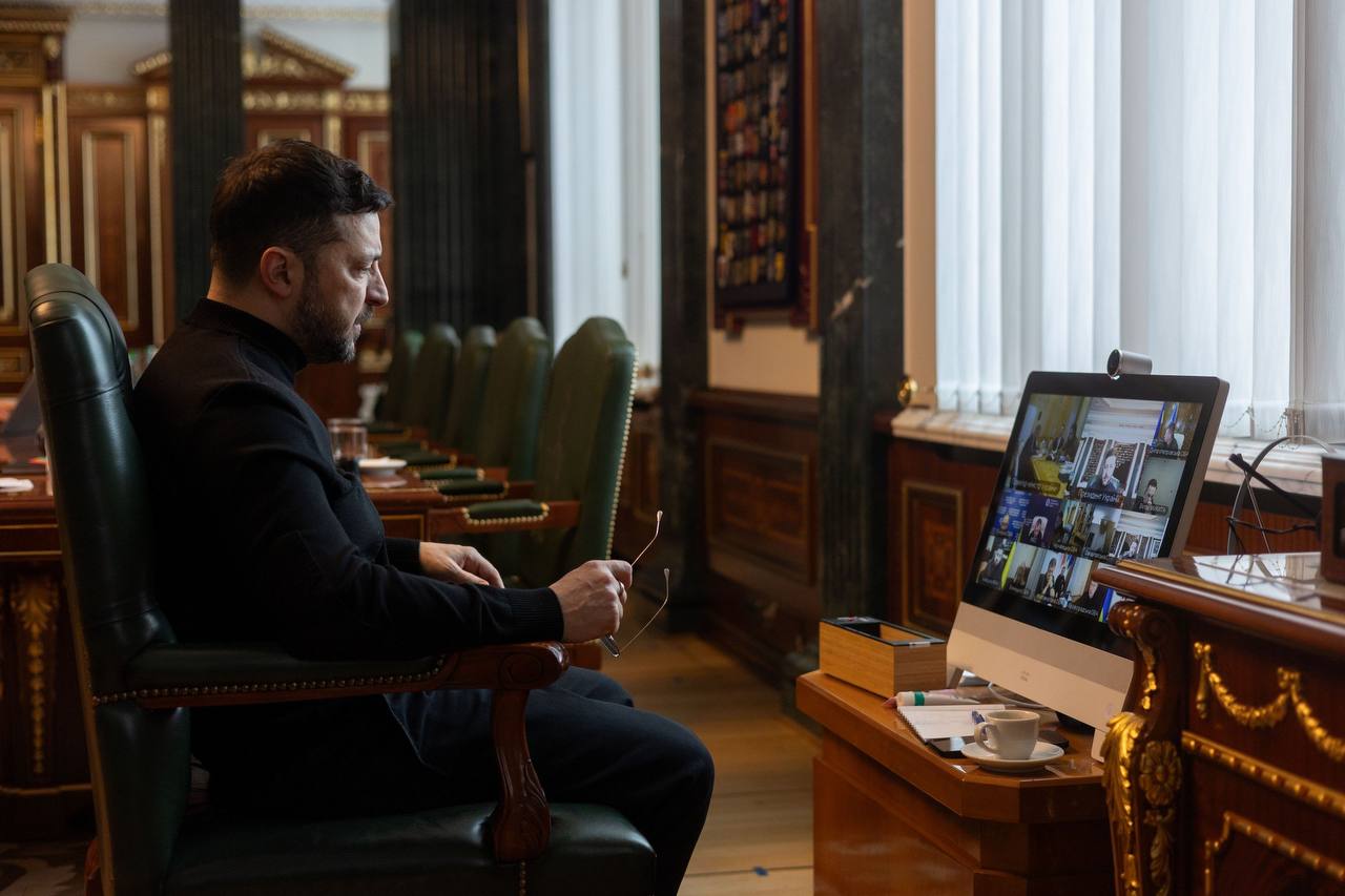 Зеленський: "Вважаю незадовільною роботу Повітряних сил у частині регіонів"