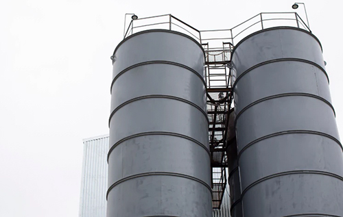 Угорщина почала переговори з Хорватією щодо транзиту російської нафти через Адріатику