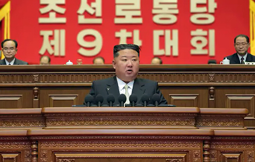 Кім Чен Ин на з'їзді керівної партії у тріумфальній промові заявив про "великі успіхи" КНДР