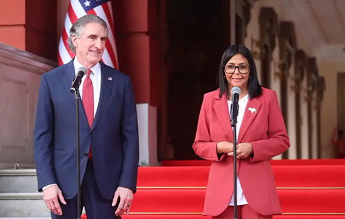 США і Венесуела досягли "історичної угоди" про відновлення дипломатичних відносин