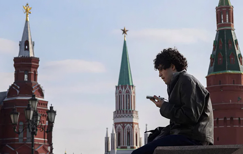 На тлі блокувань інтернету росіяни почали активно шукати, як виїхати з РФ