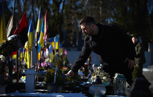 Зеленський у Львові вшанував пам’ять полеглих захисників і захисниць України