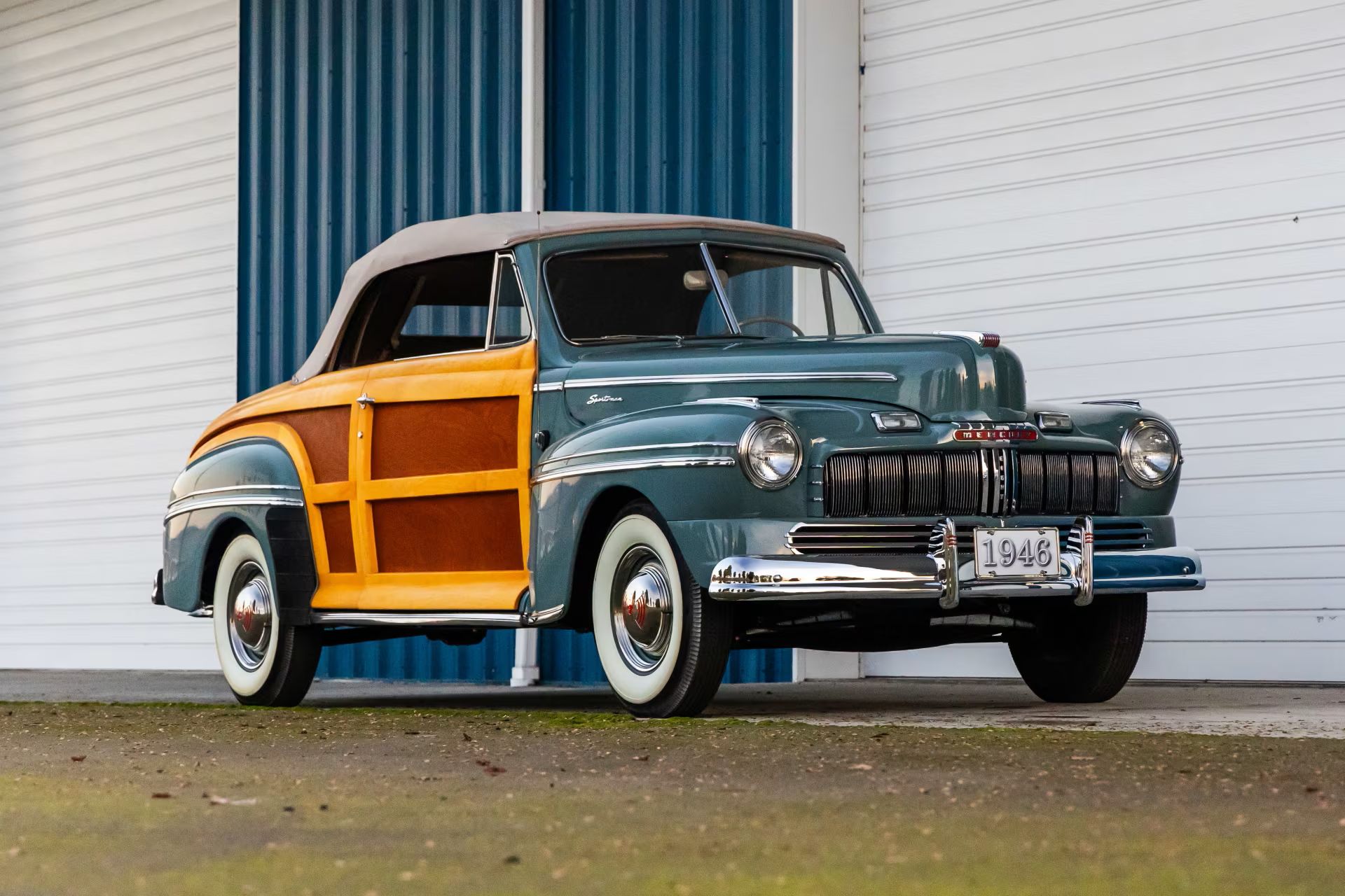 Дерев'яний кабріолет 1946 року продали на аукціоні за 264 000 доларів