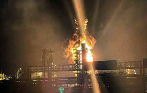 Киришський НПЗ призупинив роботу після атак українських дронів, - Reuters Киришський НПЗ призупинив роботу після атак українських дронів, - Reuters