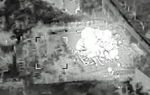 Бійці ССО заявили про успішний удар по базі операторів дронів РФ у тимчасово окупованому Криму. ВІДЕО Бійці ССО заявили про успішний удар по базі операторів дронів РФ у тимчасово окупованому Криму. ВІДЕО