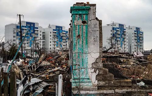 Кремль вкладає мільярди доларів в окуповані території, але забув про міста Росії, – Reuters