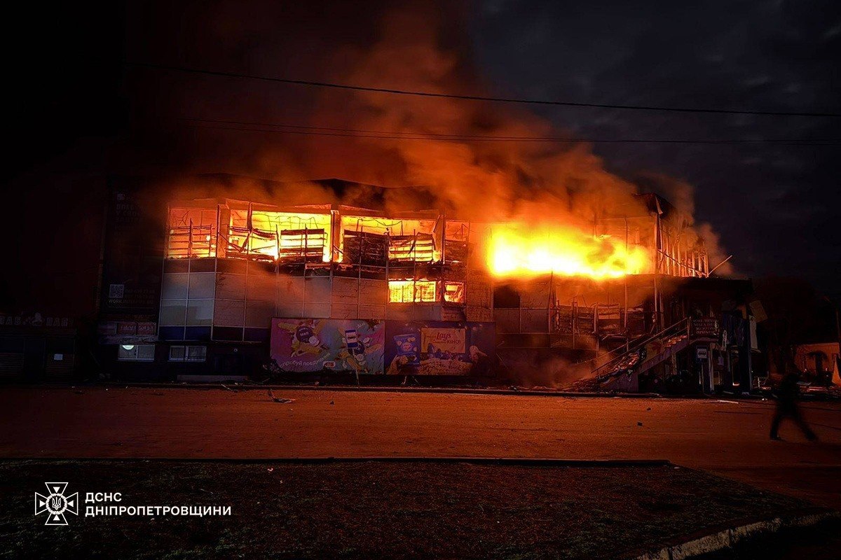 На Дніпроперовщині внаслідок атак росіян загинула людина, ще двоє — поранені. ФОТО