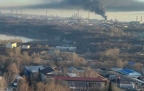 Дрони атакували НПЗ у російській Уфі, виникла масштабна пожежа