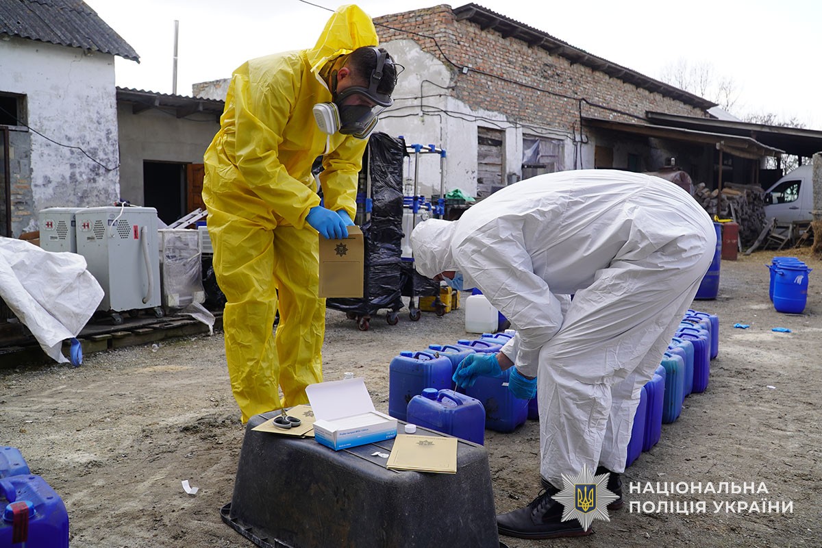 Сотні кілограмів наркотиків та мільйони прибутків: на Тернопільщині викрили одну з найбільших наркогруп в Україні. ФОТО. ВІДЕО