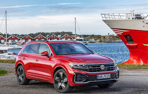 Розкіш для тих, хто не хоче хизуватися: Volkswagen готує електричного наступника Touareg