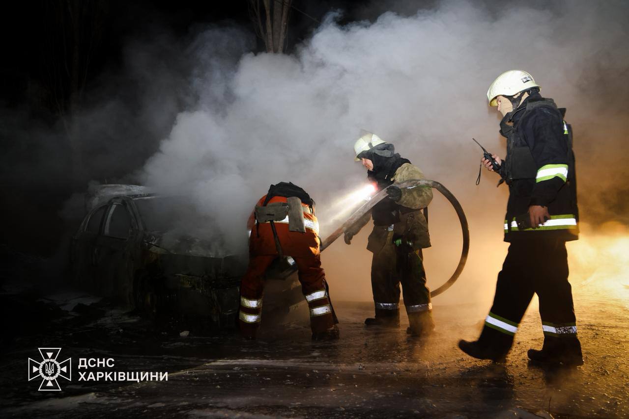 Росія атакувала Харків дронами: є влучання в кількох районах, постраждали двоє людей. ФОТО