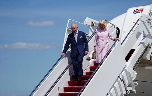 Король Чарльз III прибув до США і зустрівся з Трампом