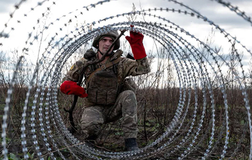 Україна будує суцільну лінію оборони від Київського водосховища до Сум, — начальник інженерних військ