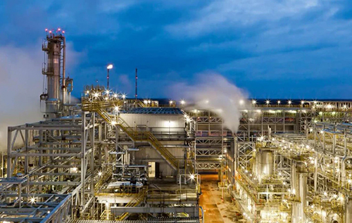 Після українських атак на НПЗ переробка нафти в Росії впала до мінімуму за 17 років