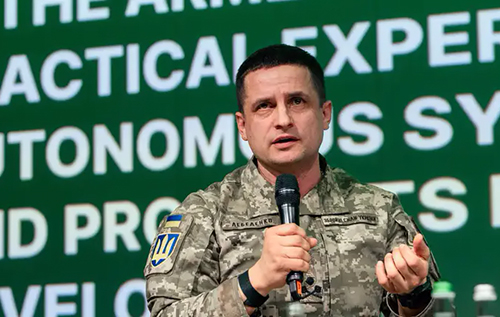 ЗСУ переходять на ШІ-командування: генерал розкрив, як секунди замінять дні планування