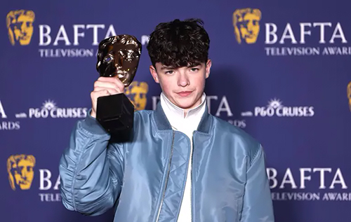 Здобув чотири нагороди: мінісеріал “Юнацтво” встановив рекорд на BAFTA TV Awards Здобув чотири нагороди: мінісеріал “Юнацтво” встановив рекорд на BAFTA TV Awards