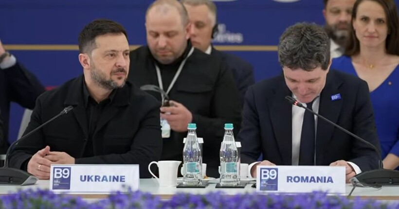Зеленський на саміті "Бухарестської дев'ятки" закликав Європу посилити оборонну єдність і підтримку України