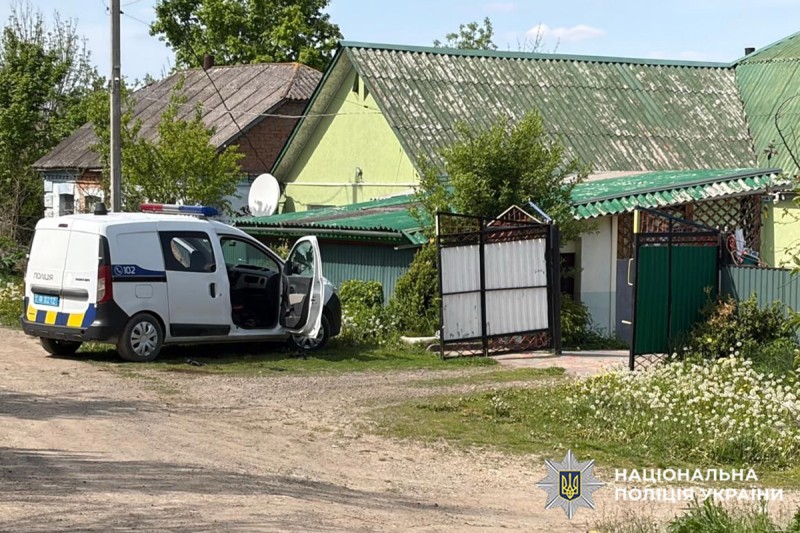 На Хмельниччині невідомий розстріляв поліцейських: один з них загинув