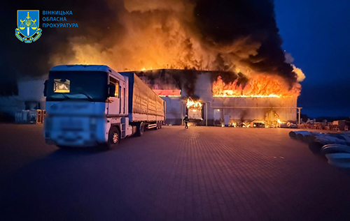 Росіяни вночі атакували у Вінниці завод польської компанії: Сікорський відреагував