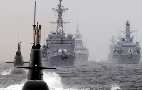 На севере Атлантики начались военно-морские учения НАТО