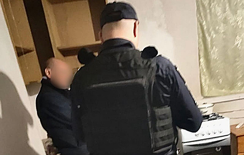 Дитяча гра обернулася трагедією: на Київщині семирічний хлопчик випадково застрелив шестирічну сусідку