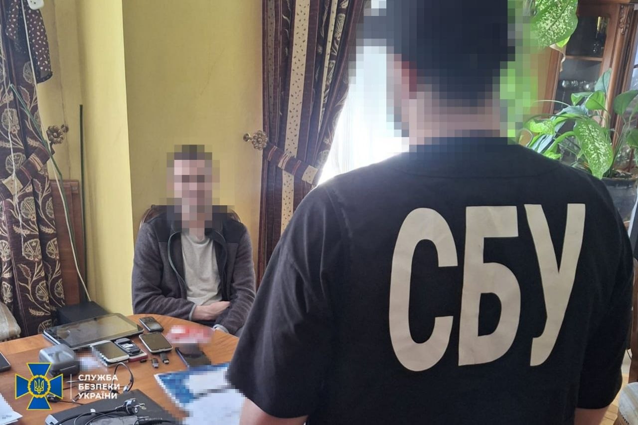 СБУ затримала агента ГРУ, який шпигував за оборонними заводами на заході України