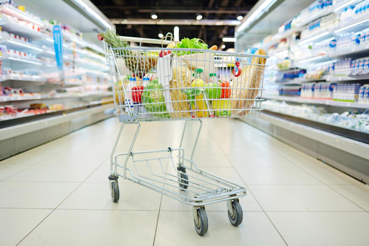 Продукти в Україні різко подорожчають: економіст назвав терміни Продукти в Україні різко подорожчають: економіст назвав терміни