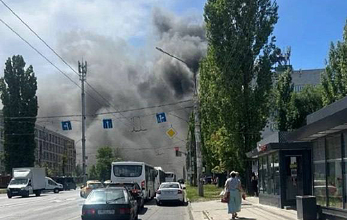 У Воронежі в результаті ракетного удару було уражено авіазавод, що виробляє деталі для "Панцирів", "Іскандерів" та X-101 У Воронежі в результаті ракетного удару було уражено авіазавод, що виробляє деталі для "Панцирів", "Іскандерів" та X-101