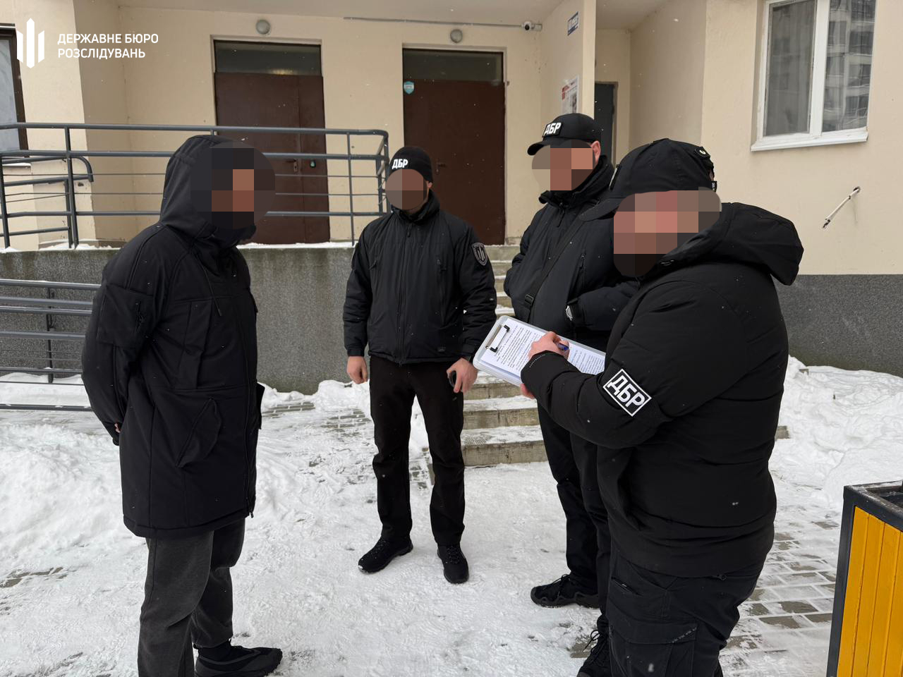 ДБР заявило про затримання військових за розкрадання понад 47 млн грн під час закупівель FPV-дронів. ВІДЕО