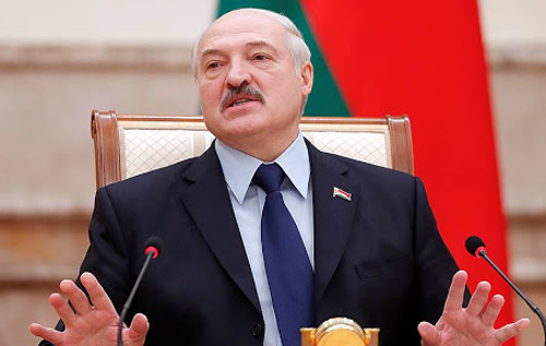 Лукашенко заявил, что россияне и украинцы завидуют белорусам. ВИДЕО