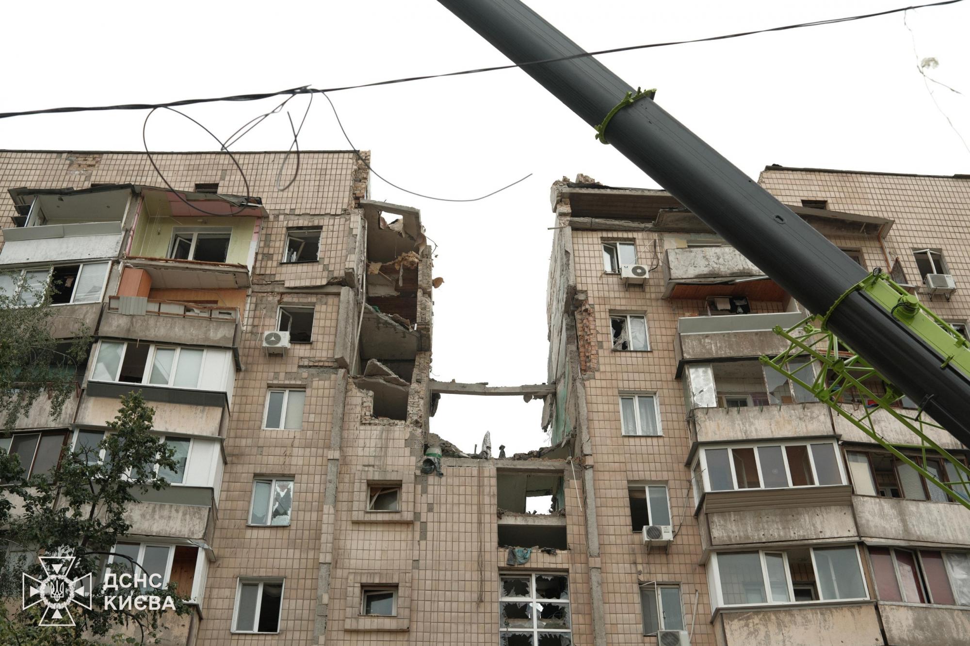 Росія активізувала балістичні удари, щоб інформаційно "перебити" невдачі на фронті, - Братчук Росія активізувала балістичні удари, щоб інформаційно "перебити" невдачі на фронті, - Братчук
