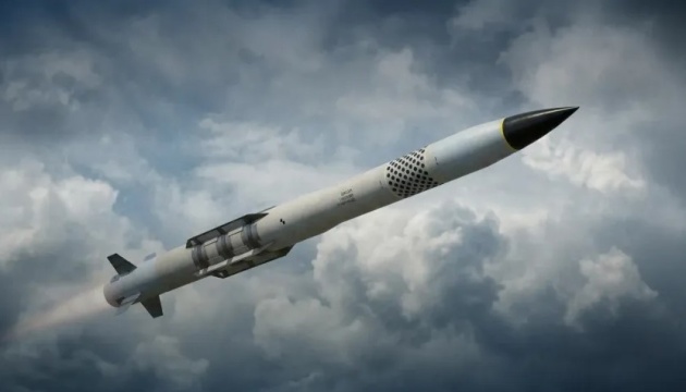 Польща співпрацюватиме з Україною у виробництві та сервісі ракет до Patriot Польща співпрацюватиме з Україною у виробництві та сервісі ракет до Patriot