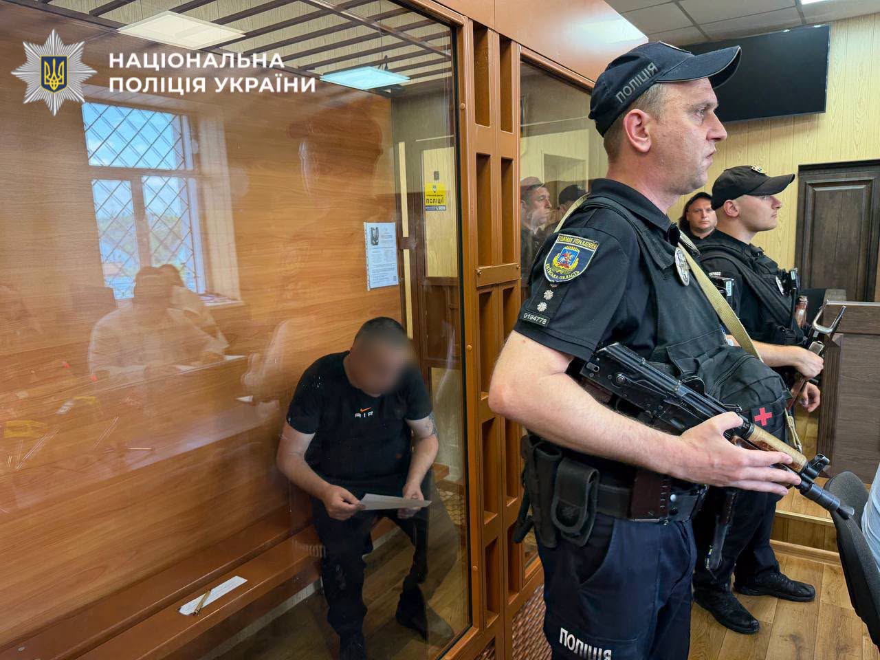На Київщині екскомандиру бригади, підозрюваному у незаконному позбавленні волі та в умисному вбивстві двох братів, обрано запобіжний захід На Київщині екскомандиру бригади, підозрюваному у незаконному позбавленні волі та в умисному вбивстві двох братів, обрано запобіжний захід
