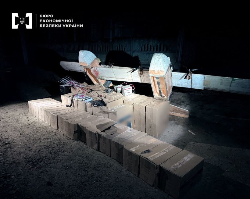 Контрабандисти переправляли сигарети до Румунії дронами