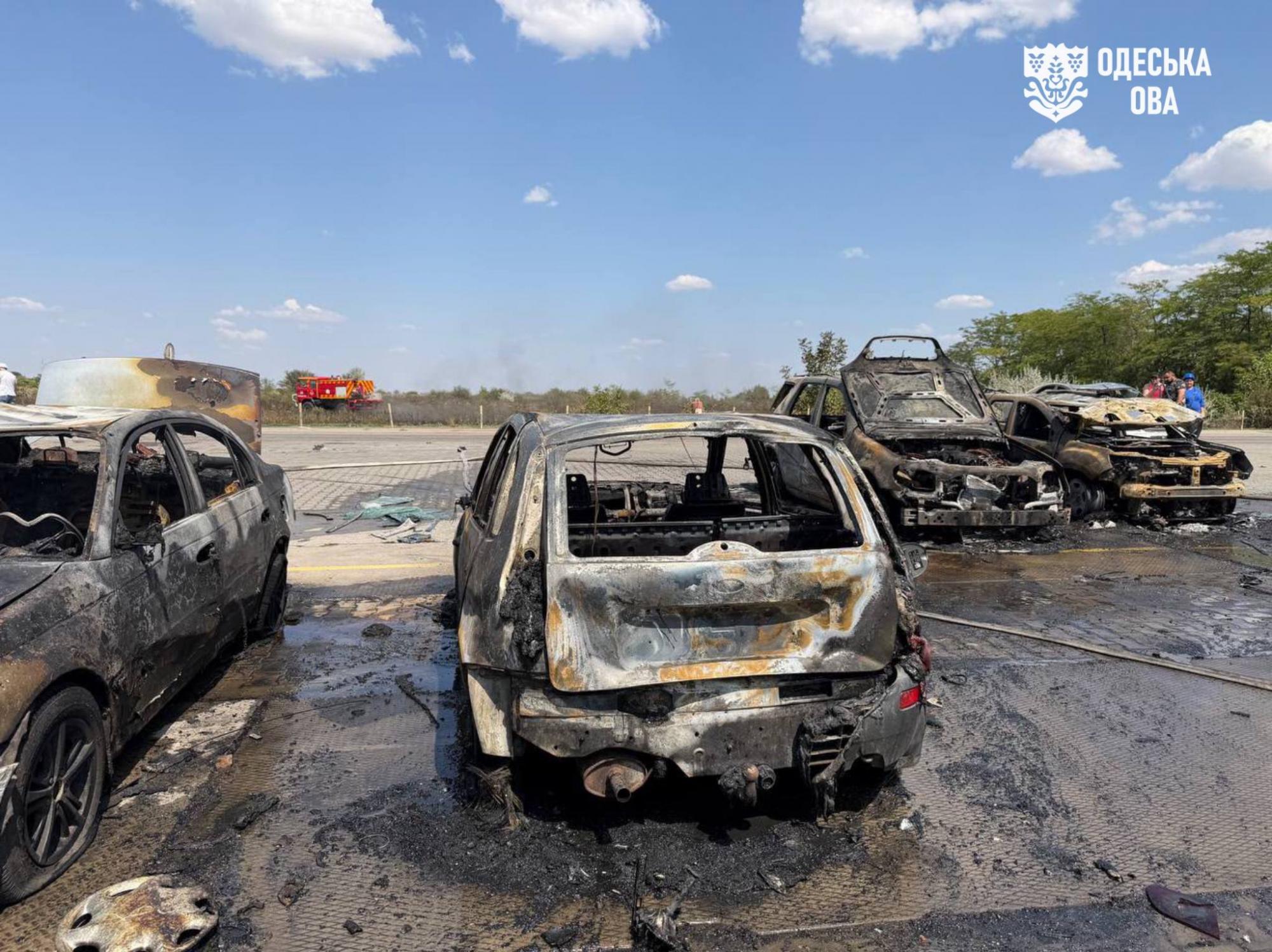 РФ ударила по підприємству на Одещині: є загиблий та постраждалі РФ ударила по підприємству на Одещині: є загиблий та постраждалі