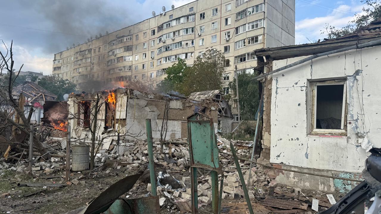 У Балаклії через повторний ворожий обстріл є поранений і пошкодження У Балаклії через повторний ворожий обстріл є поранений і пошкодження