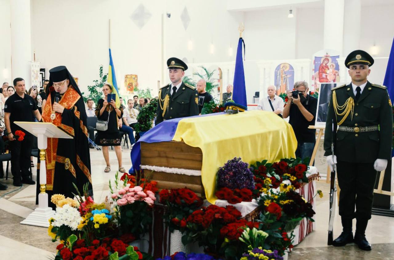 Коновальця перепоховають на меморіальному кладовищі, а згодом — в Українському пантеоні, — Буданов Коновальця перепоховають на меморіальному кладовищі, а згодом — в Українському пантеоні, — Буданов