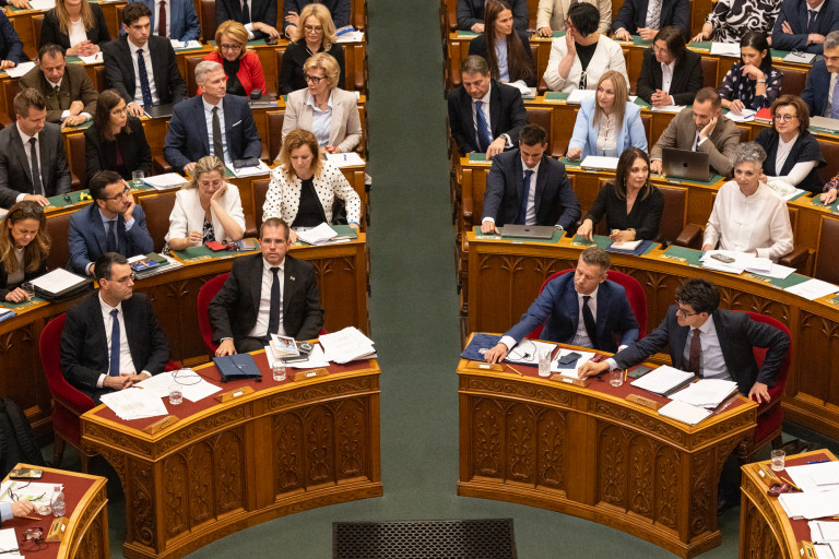 В Угорщині прийняли поправку до Конституції, щоб унеможливити повернення Орбана В Угорщині прийняли поправку до Конституції, щоб унеможливити повернення Орбана